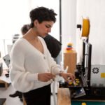 designers-team-working-3d-model